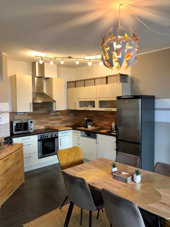 FeWo Atterseeperle - 80m2 mit See- und Gebirgsblick Steinbach am Attersee Exterior foto